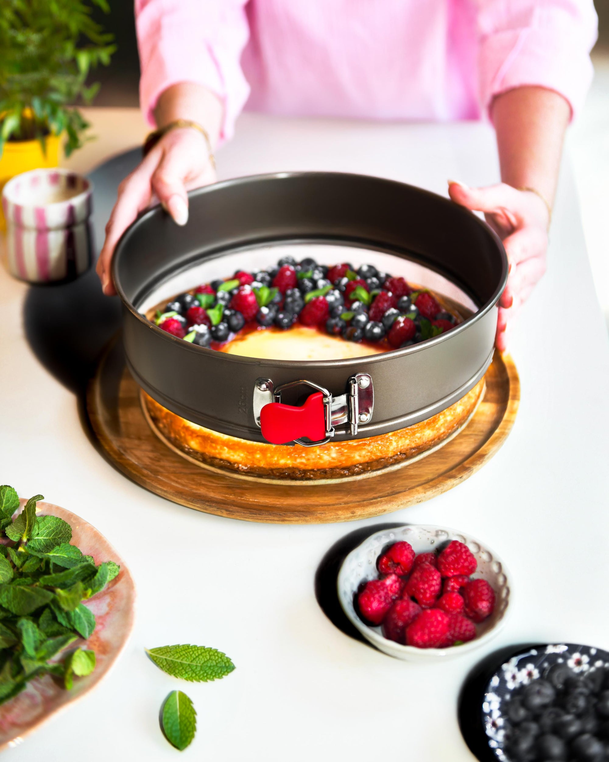 asimetriA - Moule à charnière rond en métal