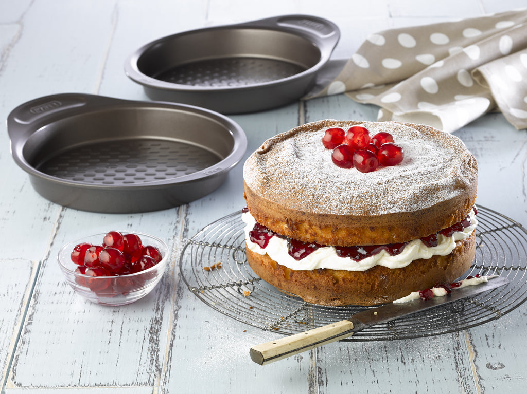 asimetriA - Easy-grip metal springform pan