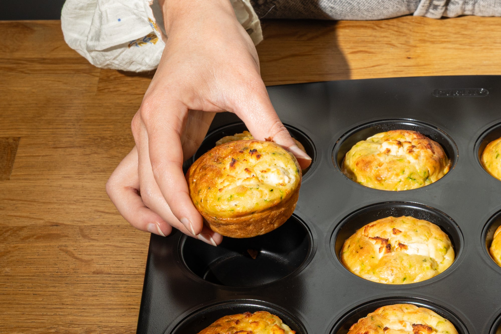 Molde metálico para magdalenas de fácil agarre - GLIDE