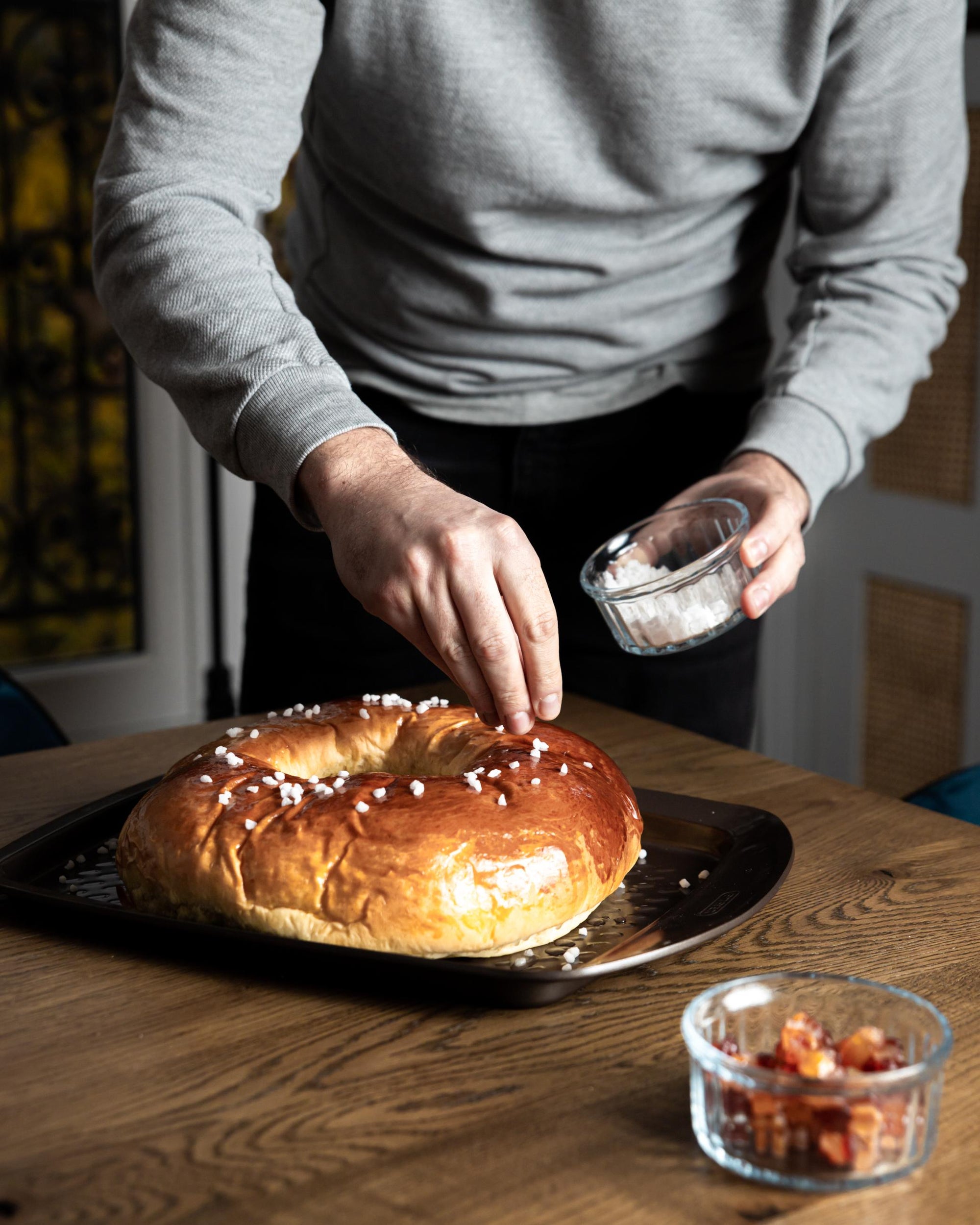 Plaque à pâtisserie en métal avec prise en main facile 33x25 cm- asimetriA