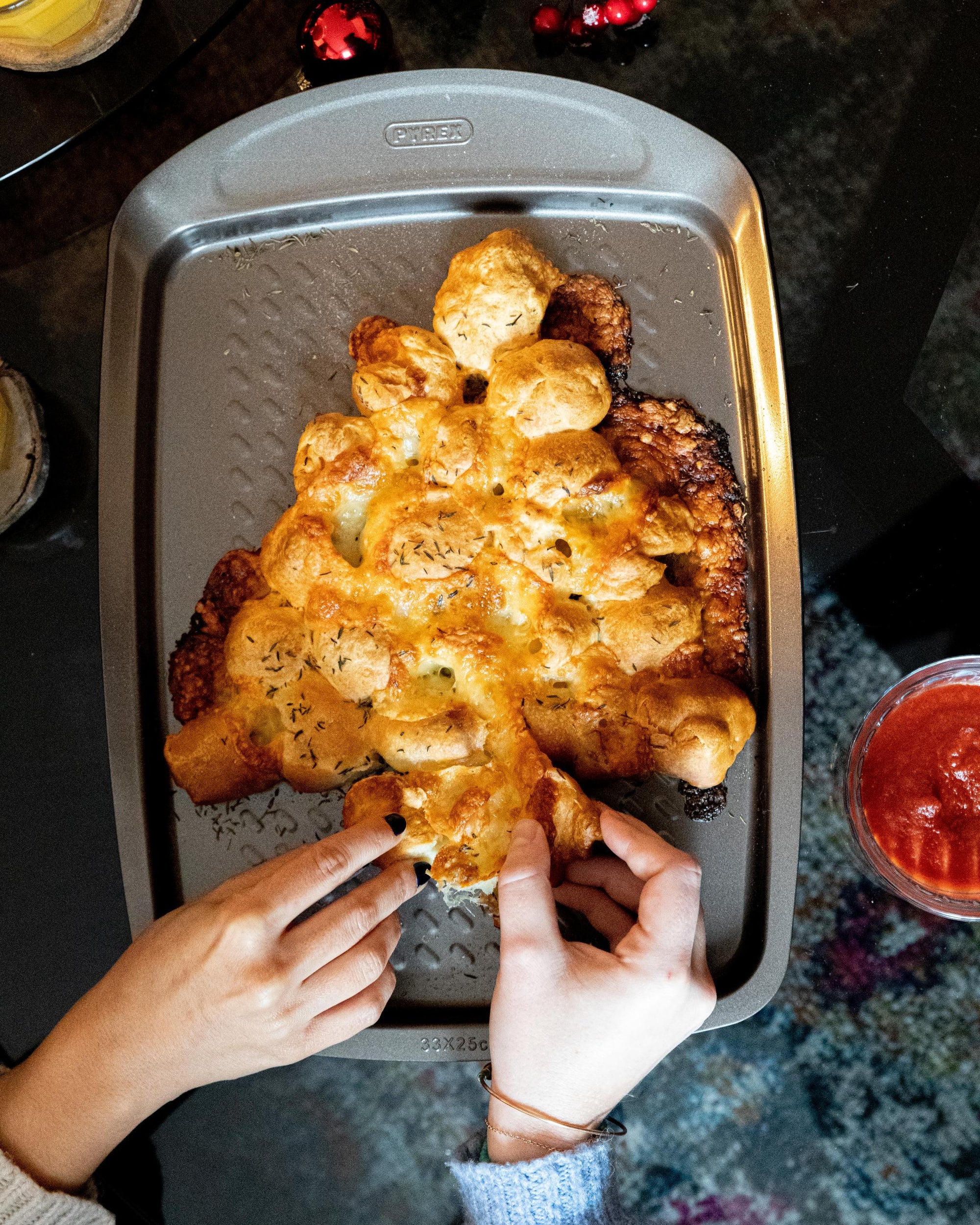 Plaque à pâtisserie en métal avec prise en main facile 33x25 cm- asimetriA