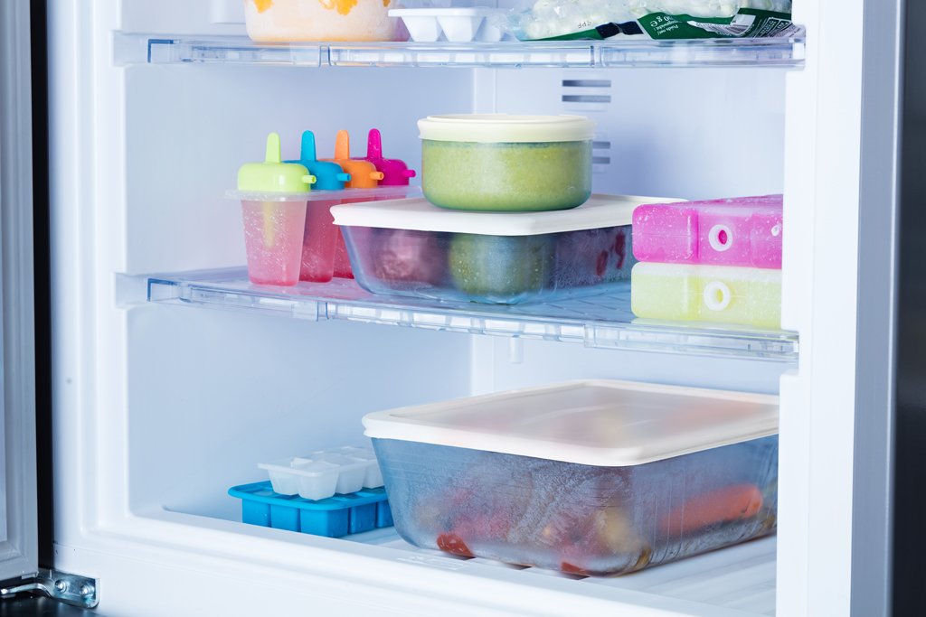 These Glass Food Containers Can Go in the Fridge, Freezer, & the